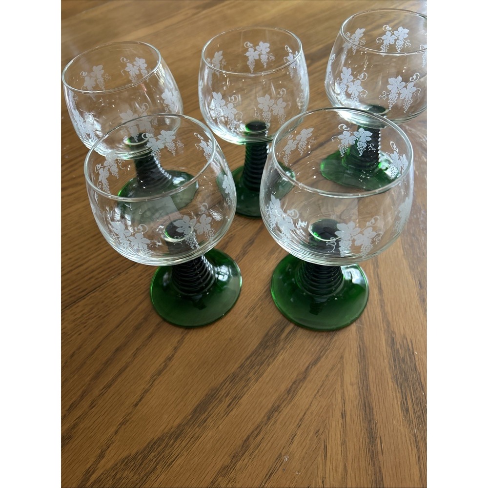 5 Vintage Luminarc French Green Stem Roemer Wine Glasses Grape Leaf Etched